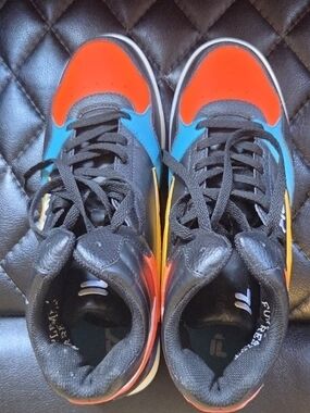 Men Multicolor Athletic Sneakers — Black, Red & Blue